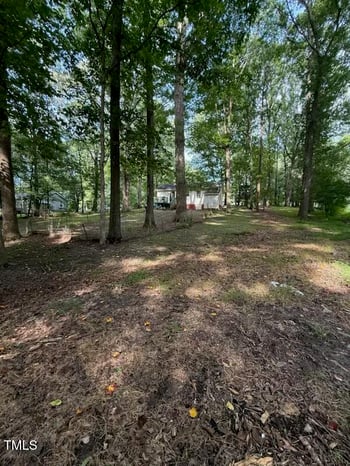 900 Cricket Knoll Rd, Fuquay Varina, NC 27526