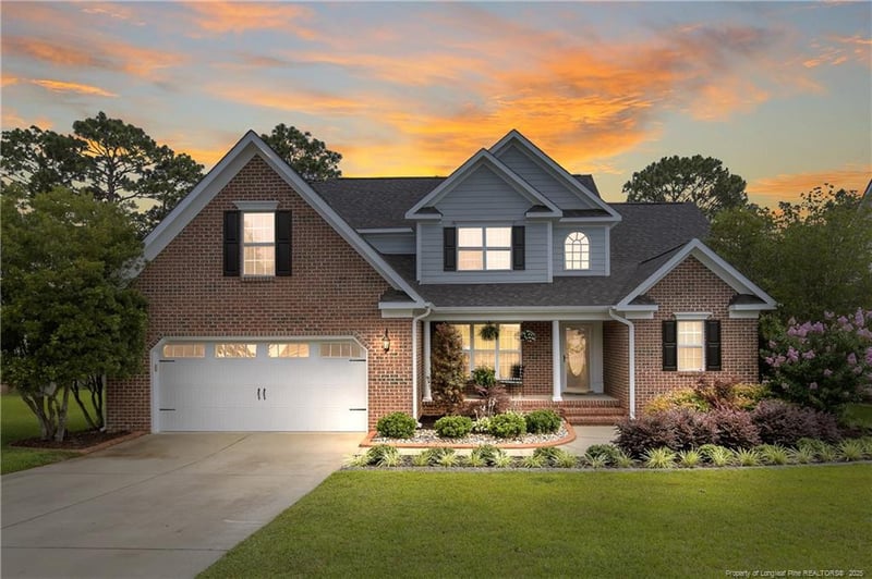 900 Dalmore Dr, Fayetteville, NC 28311