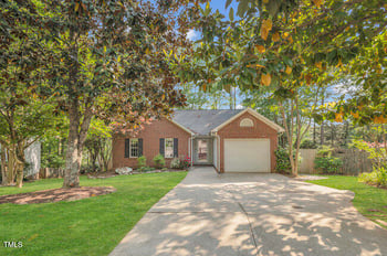 900 Finchurch Cir, Wake Forest, NC 27587