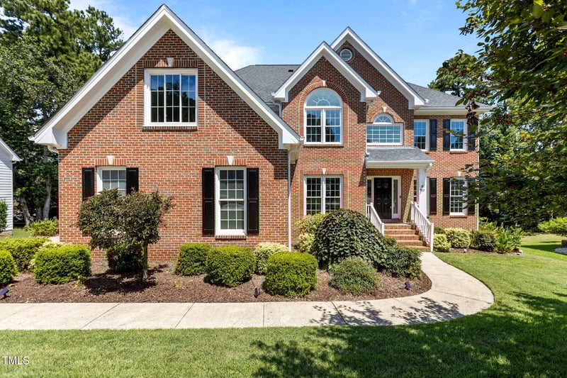 900 Haddon Hall Dr, Apex, NC 27502