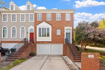 900 Kirkeenan Cir, Morrisville, NC 27560