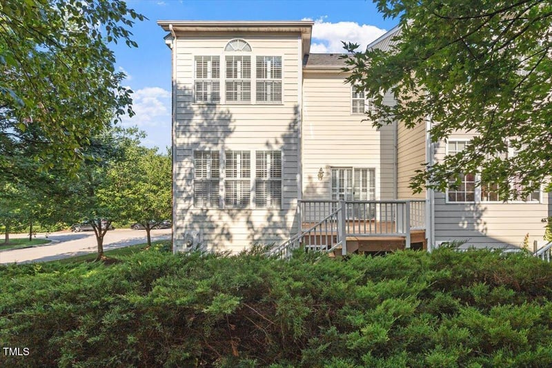 900 Kirkeenan Cir, Morrisville, NC 27560