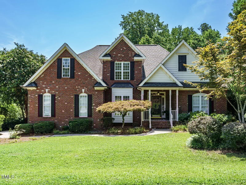 900 Old Baron Dr, Fuquay Varina, NC 27526
