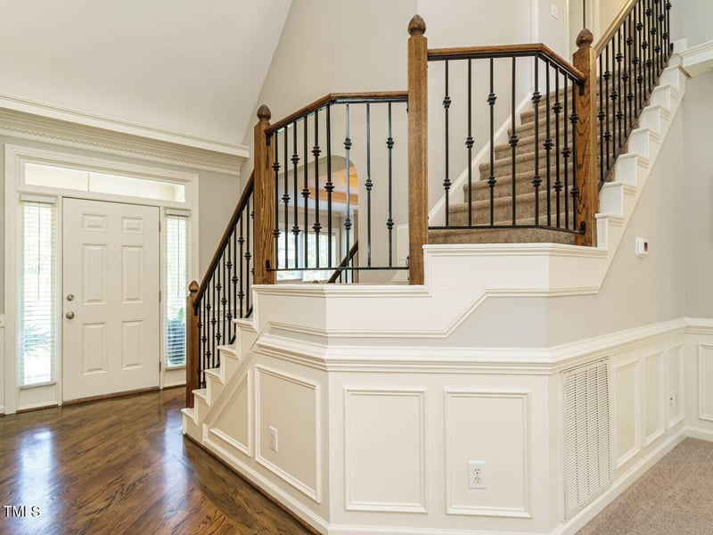900 Old Baron Dr, Fuquay Varina, NC 27526