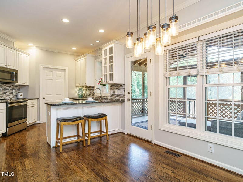 900 Old Baron Dr, Fuquay Varina, NC 27526