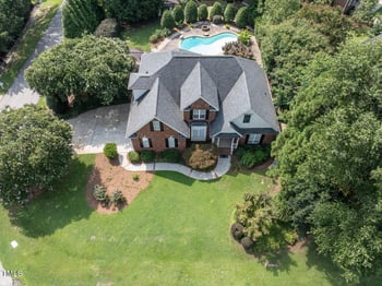 900 Old Baron Dr, Fuquay Varina, NC 27526