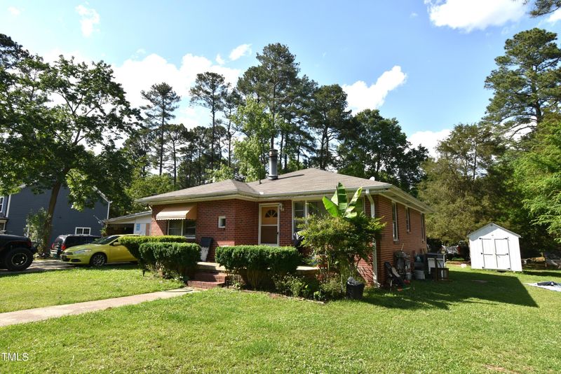 900 Post Ave, Durham, NC 27703