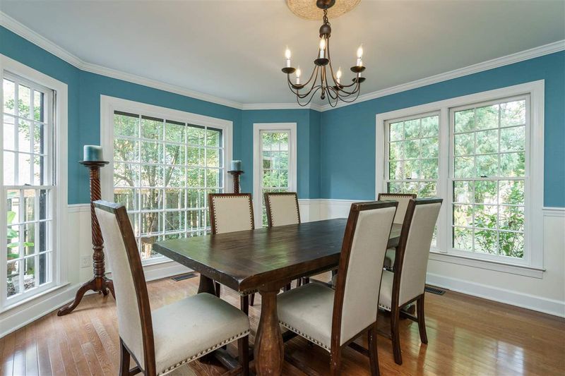 900 Queensferry Rd, Cary, NC 27511