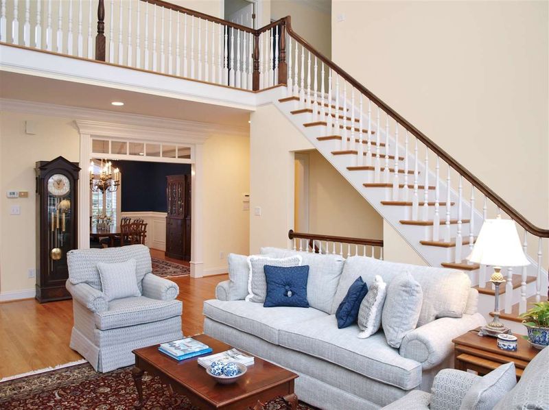 9000 Leverton Ln, Raleigh, NC 27615