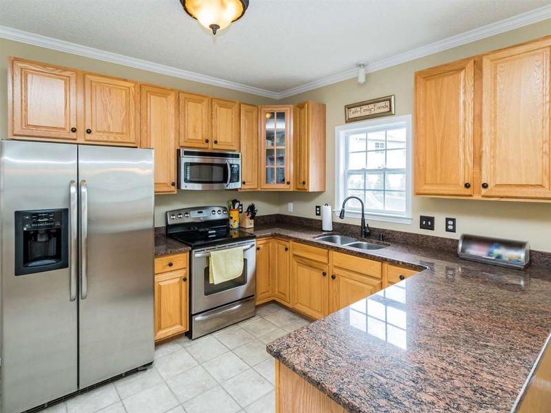9001 Britt Farm Dr, Raleigh, NC 27603