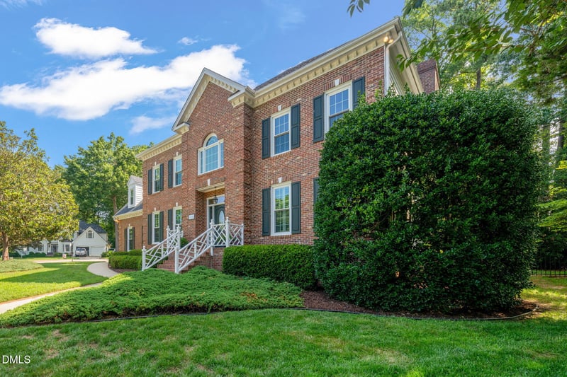 9004 Armitage Ct, Raleigh, NC 27615