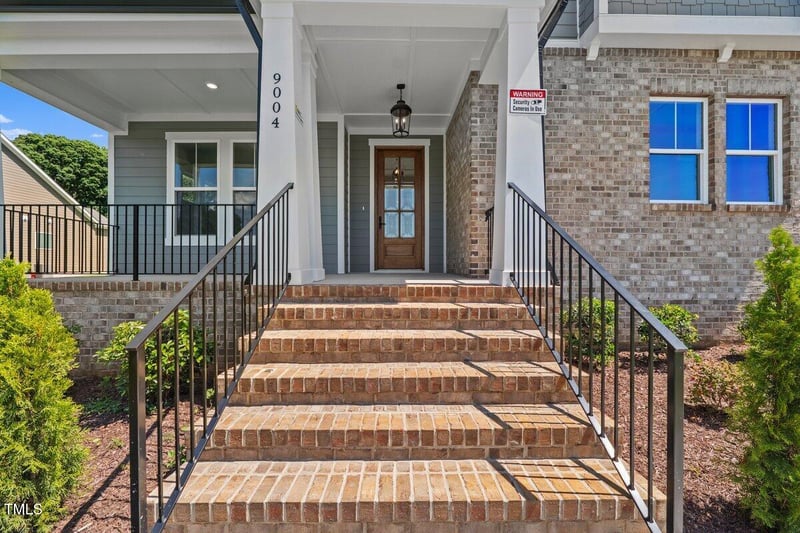 9004 Penny Rd, Raleigh, NC 27606