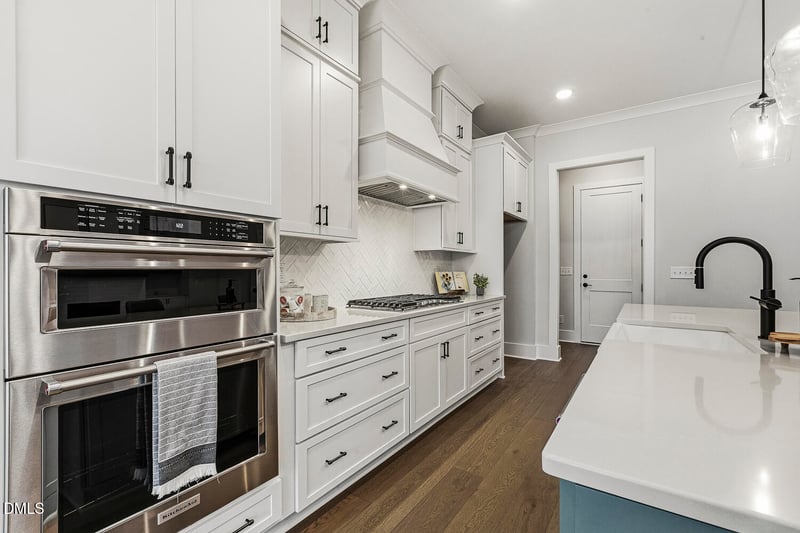 9004 Penny Rd, Raleigh, NC 27606