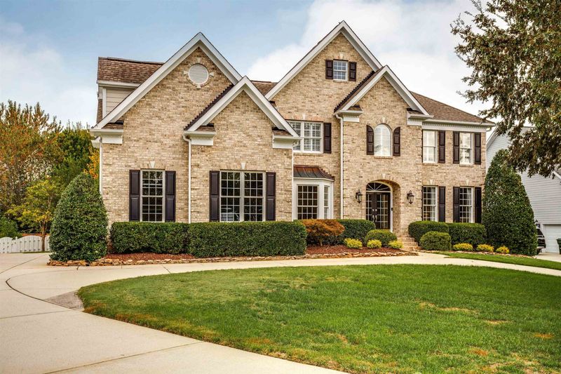 9004 Shellwood Ct, Raleigh, NC 27617