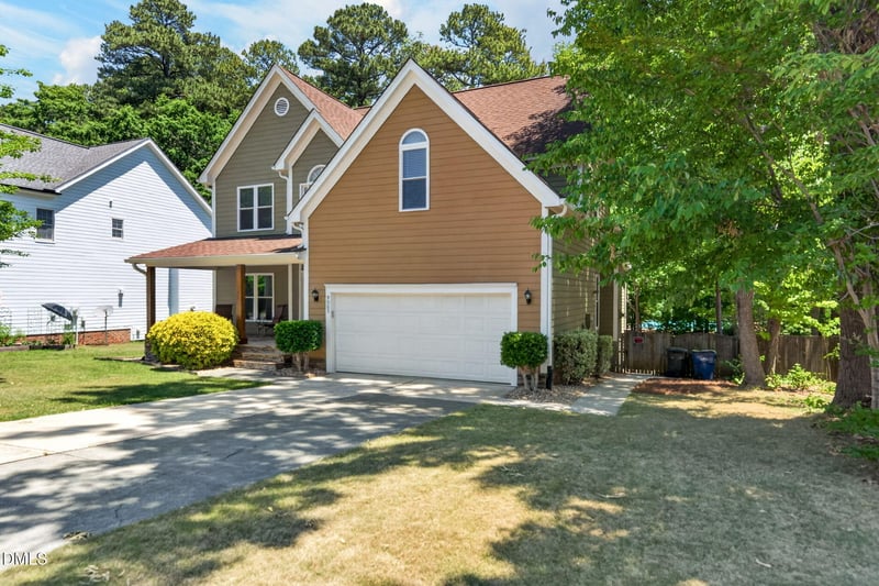 9005 Miranda Dr, Raleigh, NC 27617