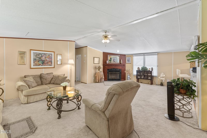 9007 Old Cascade Dr, Garner, NC 27529