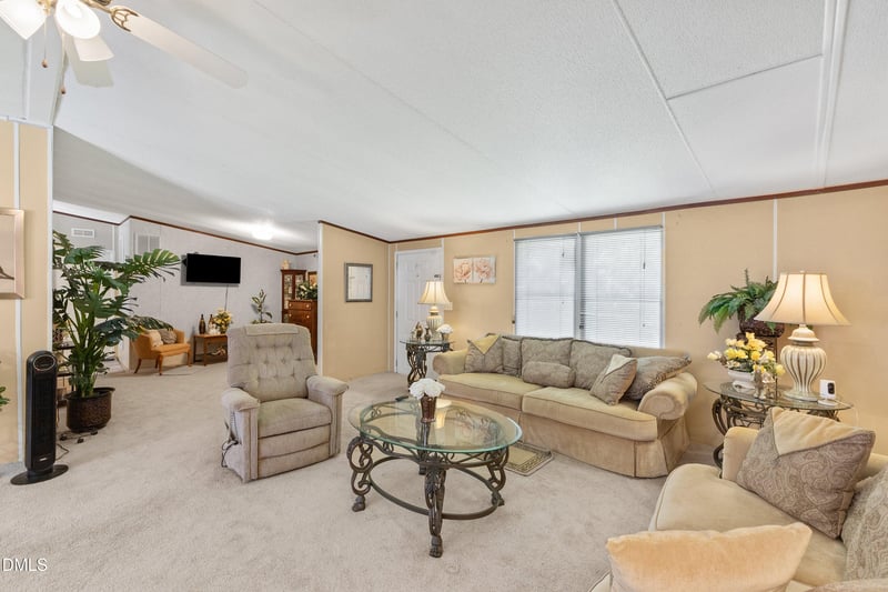 9007 Old Cascade Dr, Garner, NC 27529
