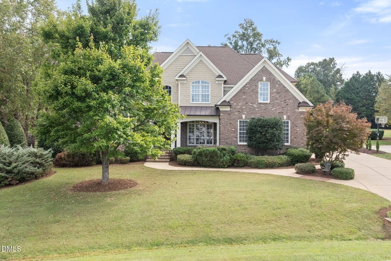 9008 Chelsea Dr, Raleigh, NC 27603