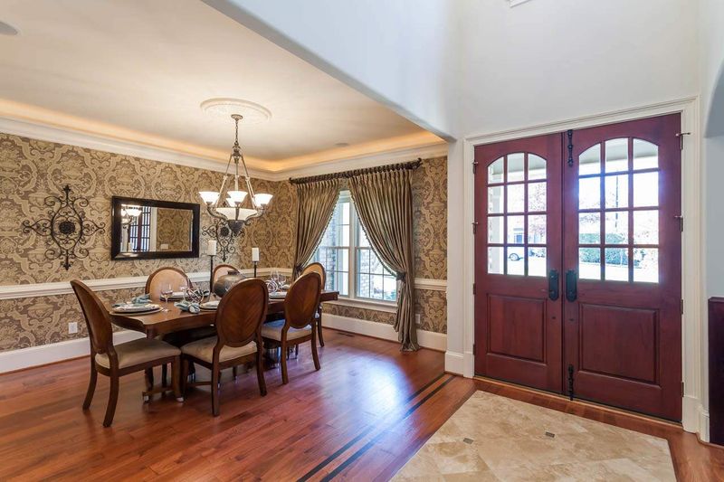 9008 Leverton Ln, Raleigh, NC 27615