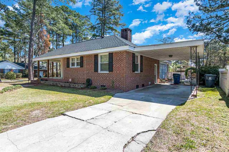 901 S 1st St, Smithfield, NC 27577