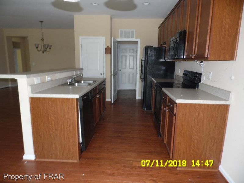 901 Amanda Dr, Sanford, NC 27330