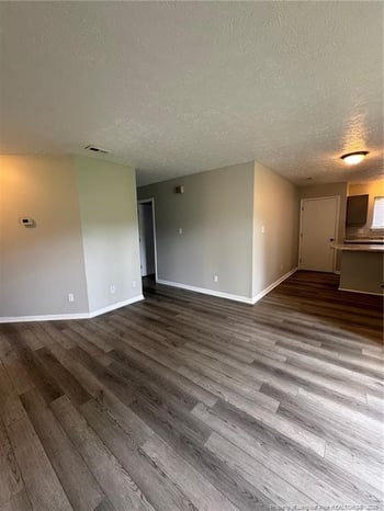 901 Applewood Ln, Fayetteville, NC 28303