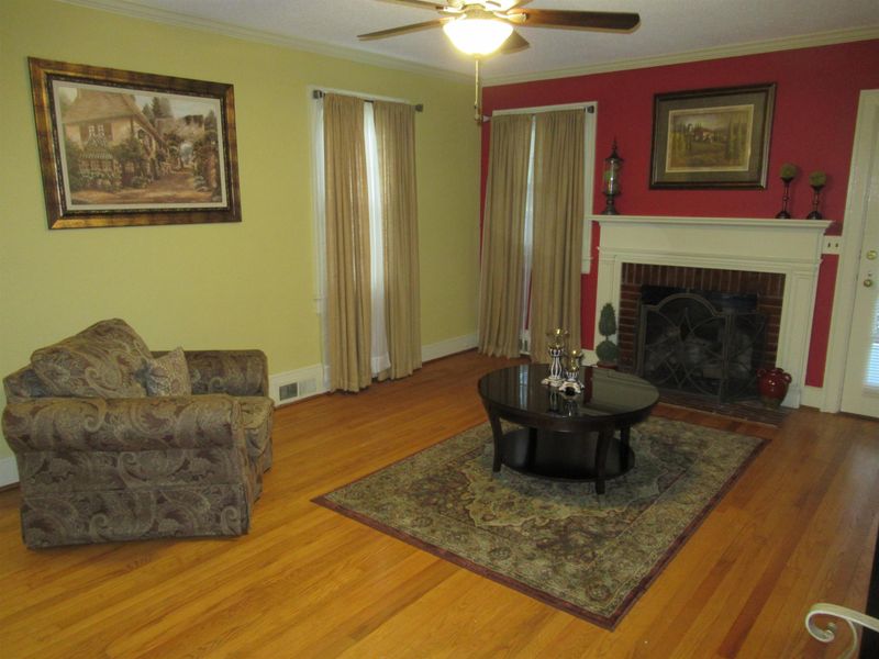 901 Bragg St, Sanford, NC 27330