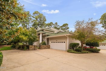 901 Crabtree Crossing Pw, Morrisville, NC 27560