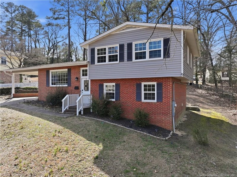 901 Edenwood Dr, Fayetteville, NC 28303