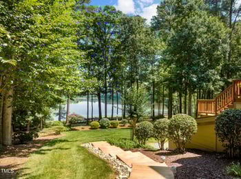 901 Edgewater Dr, Garner, NC 27529