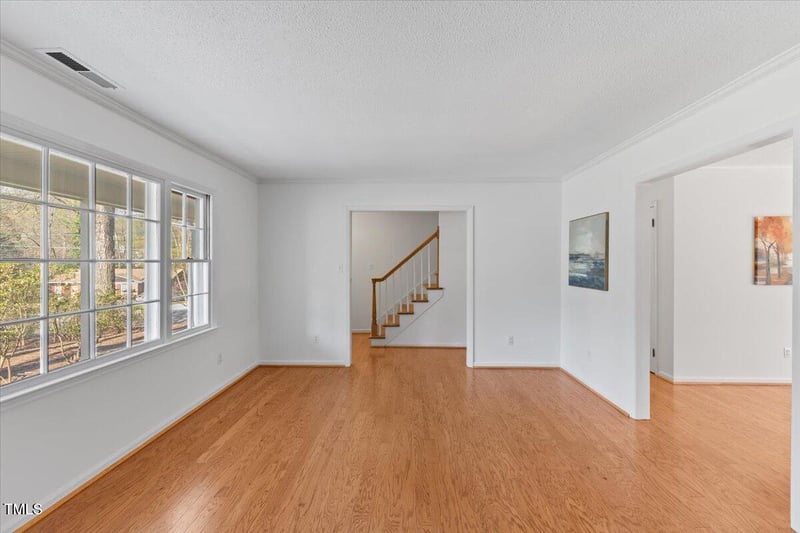 901 Emory Ln, Raleigh, NC 27609