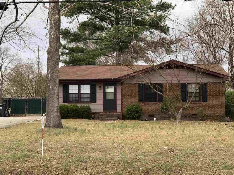 901 James St, Apex, NC 27502