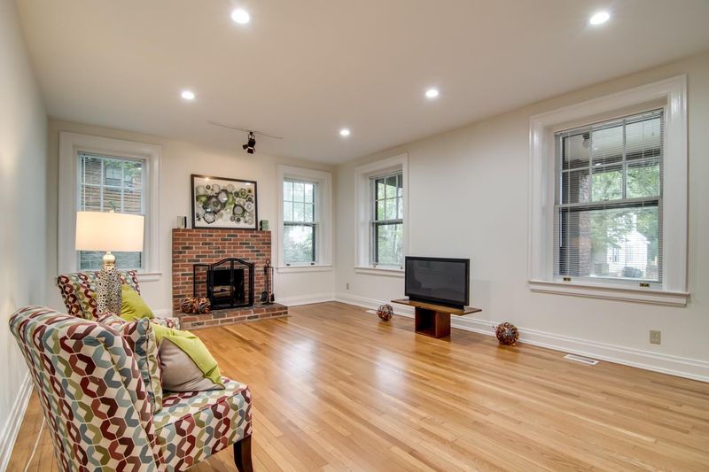 901 N Mangum St #2, Durham, NC 27701
