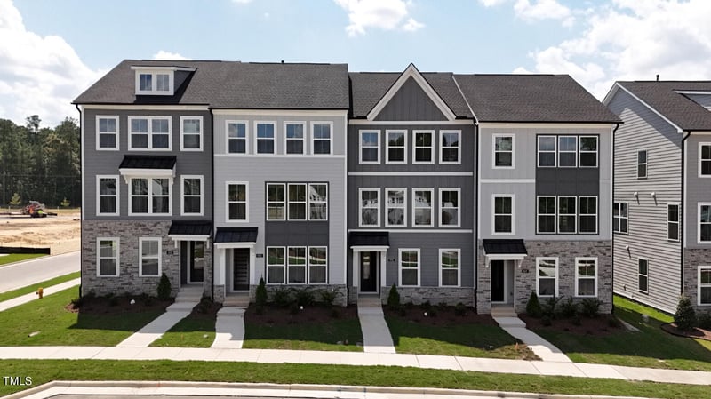 901 Parkfront Dr, Knightdale, NC 27545