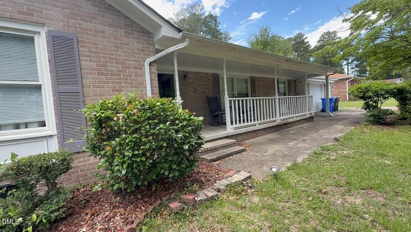 901 Ruton Ct, Fayetteville, NC 28303