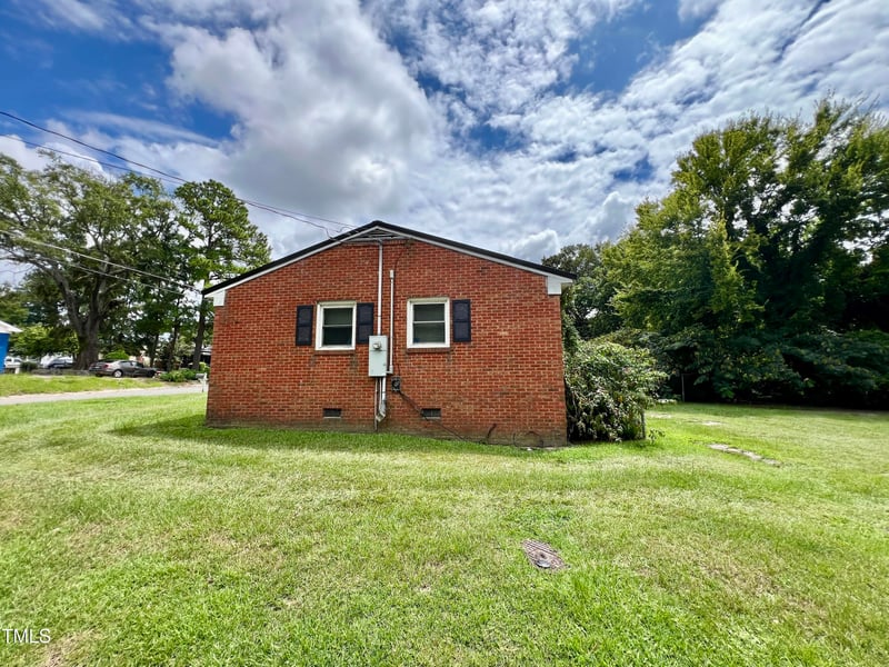 901 Sycamore St, Goldsboro, NC 27530