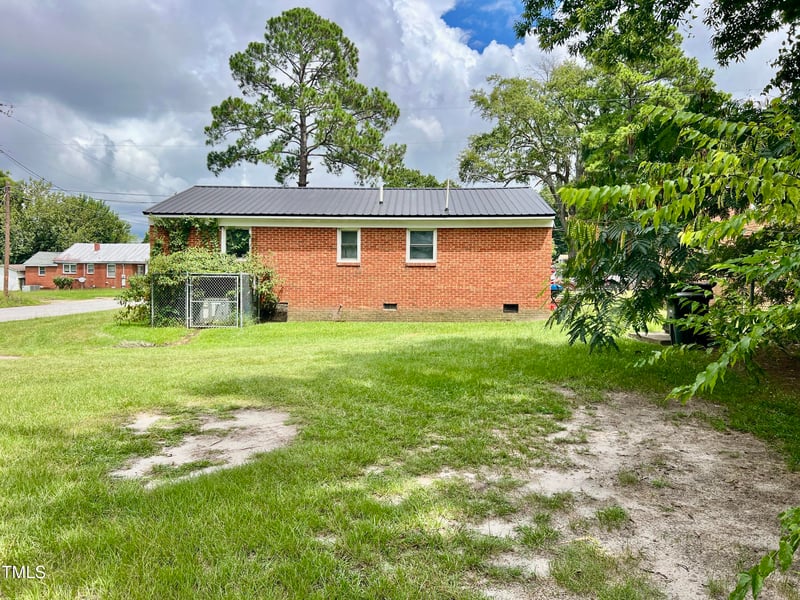 901 Sycamore St, Goldsboro, NC 27530