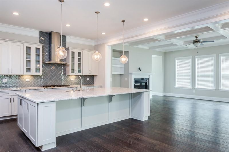 901 Weycroft Ave NW #103, Cary, NC 27519