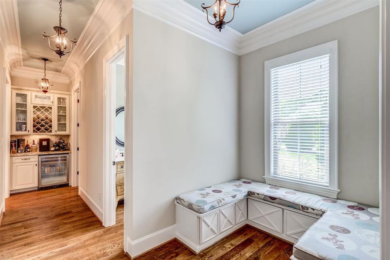 9012 Albatross Ct, Raleigh, NC 27613
