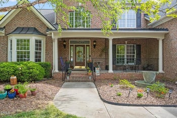 9012 Treesdale Ln, Raleigh, NC 27617