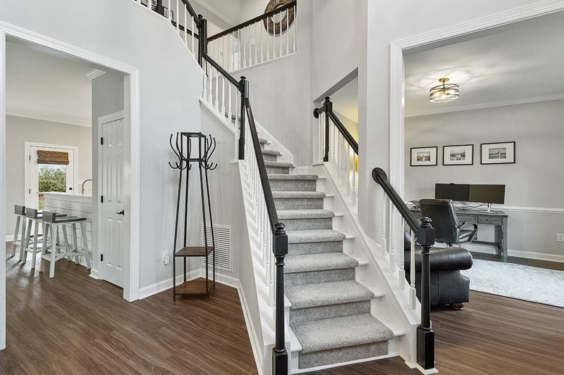 9016 Admaston Dr, Raleigh, NC 27613