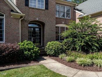 9017 Winged Thistle Ct, Raleigh, NC 27617