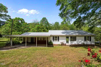 901d Gibson Rd, Mebane, NC 27302