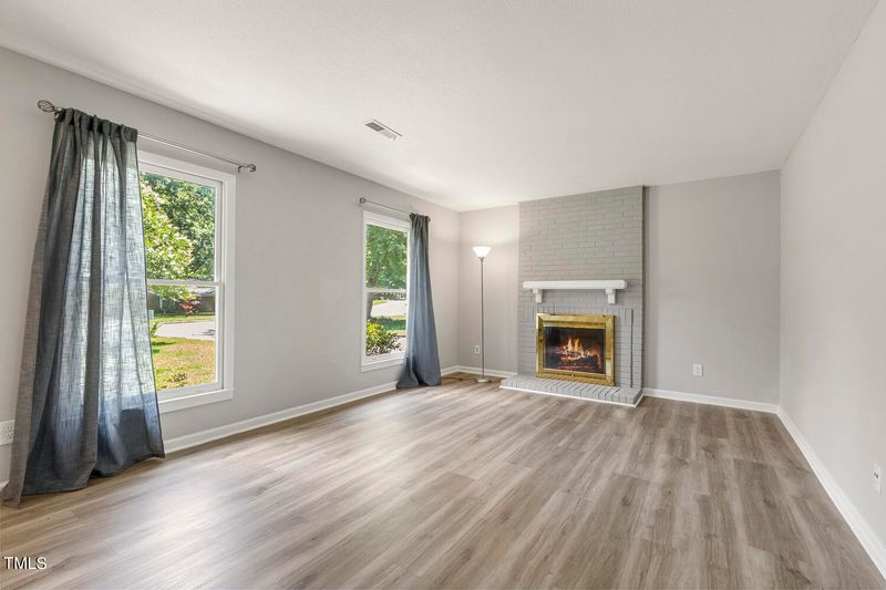 902 Buckhorn Rd, Garner, NC 27529