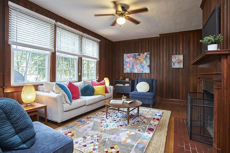 902 Dacian Ave #101, Durham, NC 27701