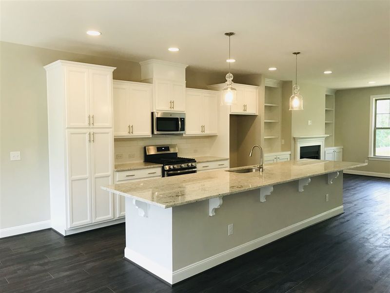 902 Dalton Ridge Pl, Apex, NC 27523