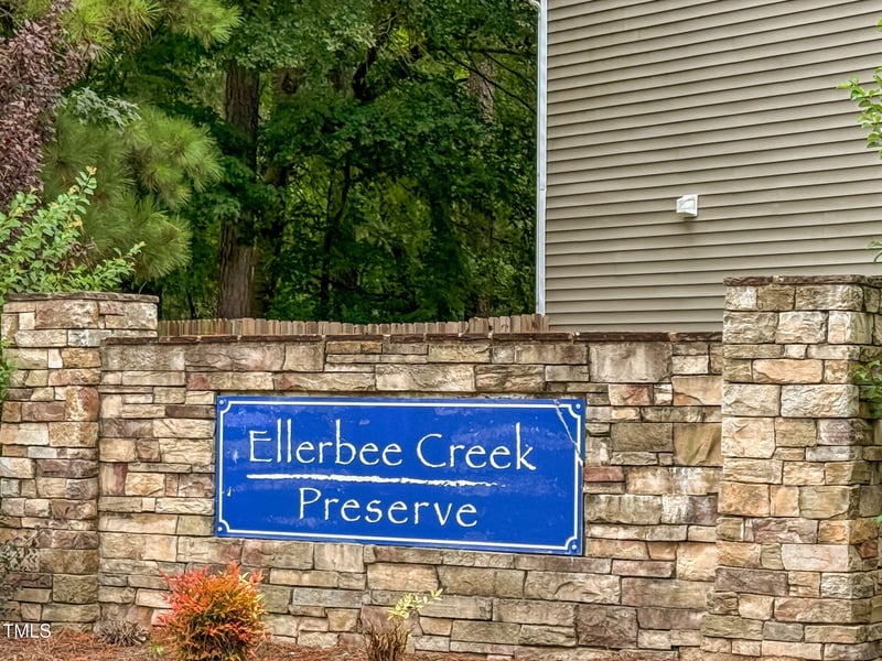 902 Golden Crest Dr, Durham, NC 27704