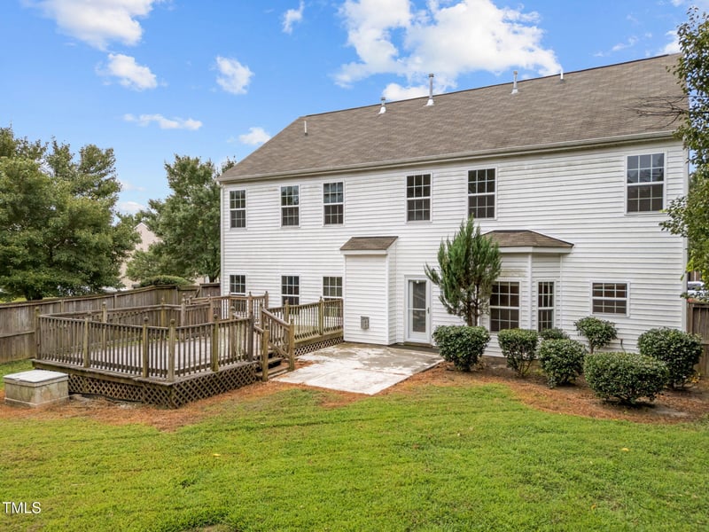 902 Golden Crest Dr, Durham, NC 27704