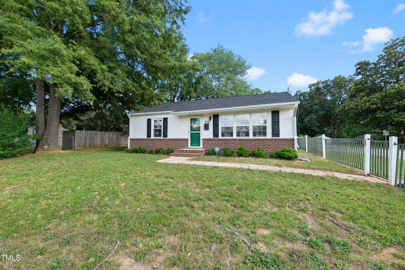 902 E Green St, Franklinton, NC 27525