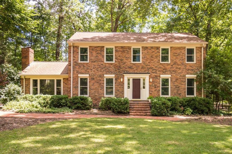 902 Grove St, Chapel Hill, NC 27517